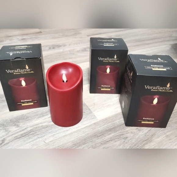 Veraflame Set Of 4 Premium Flameless Red LED Candles - New In Box - Picture 1 of 9